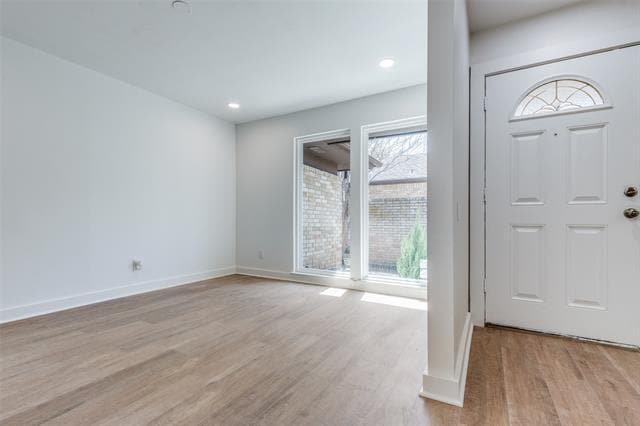 Building Photo - 12617 Montfort Dr