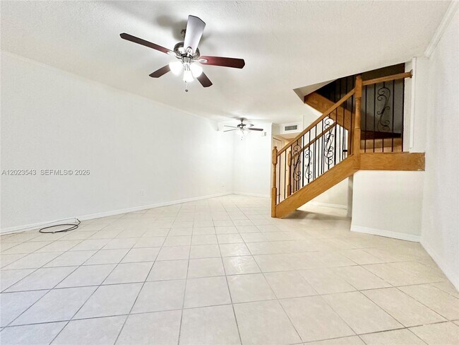 Building Photo - 8650 SW 67th Ave