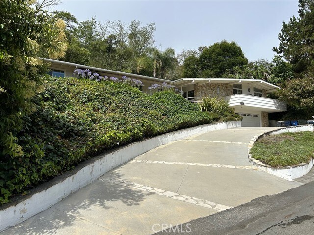 Foto del edificio - 28655 Crestridge Rd