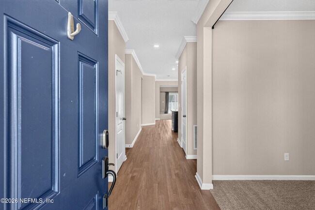 Building Photo - 1426 Kendall Dr