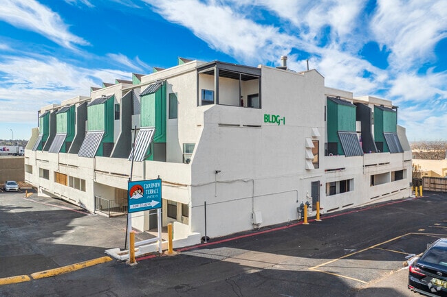 Building Photo - Cloudview Terrace