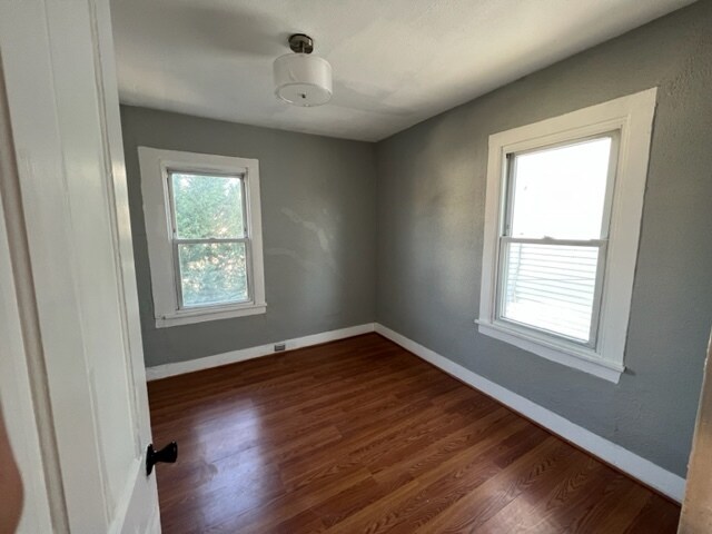Primary Photo - 17 Walnut St