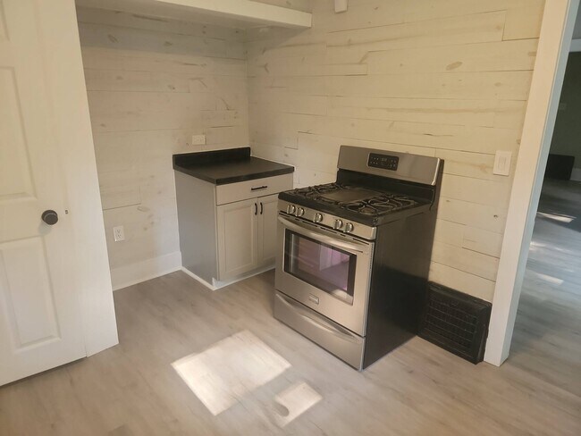 Foto del edificio - 921 Baird St