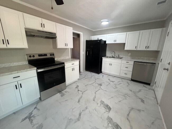 Foto del edificio - 4539 Bluff Rd