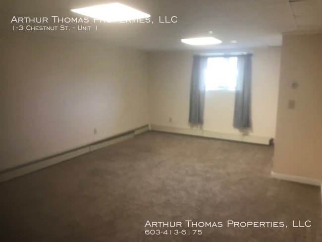 Building Photo - 1-3 Third St