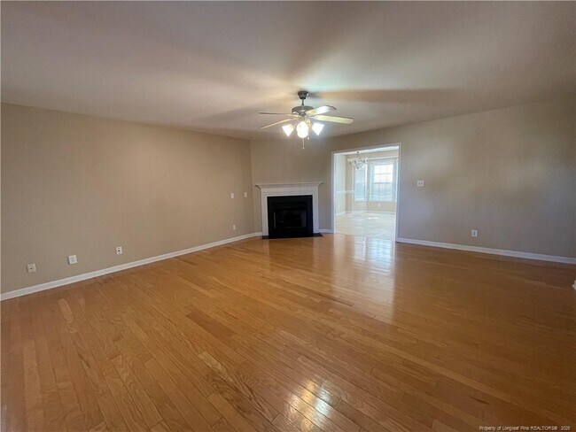 Building Photo - 1932 Lioncoward Dr