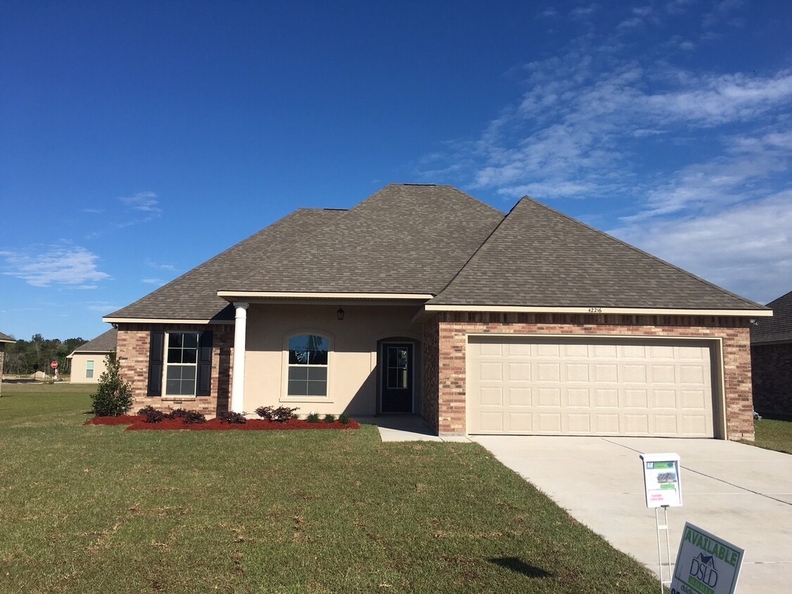 42216 Wood Ave, Ponchatoula, LA 70454 House Rental in Ponchatoula, LA
