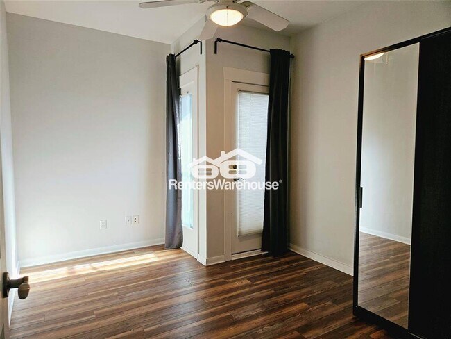 Foto del edificio - 3818 Hazard St