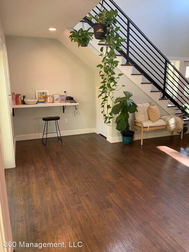 Building Photo - 3 br, 2 bath House - 804 Cahaba Dr