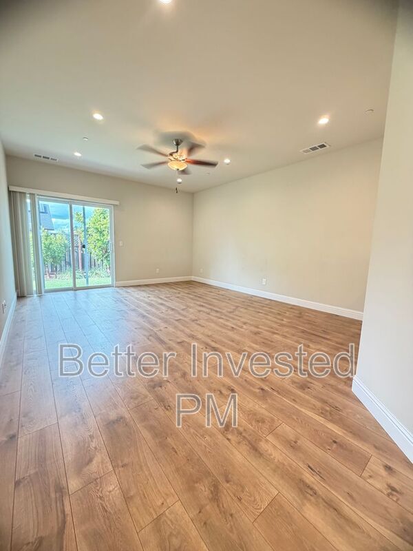 Foto del edificio - 1601 Keoke Ct