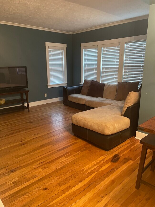 Foto del edificio - 818 S 37th Ave