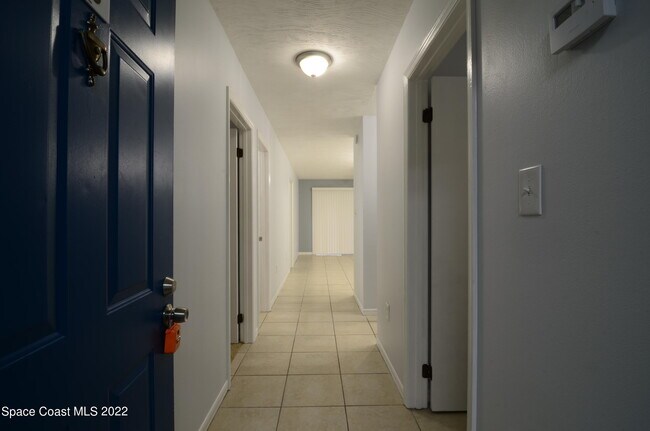 Foto del edificio - 3165 South St
