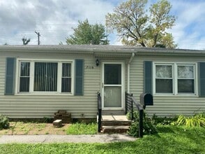 Building Photo - 7116 S 71st Ave