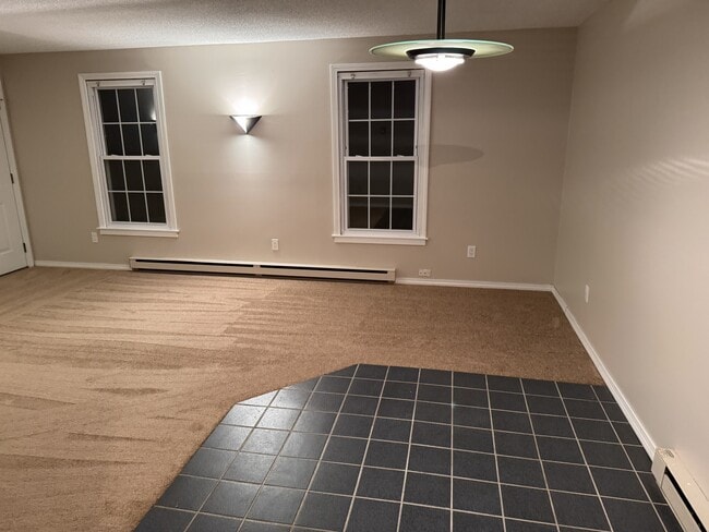 Building Photo - 239 Old Farms Rd