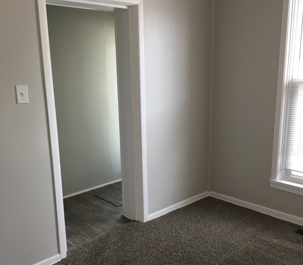 Primary Photo - 228 E Columbus Ave