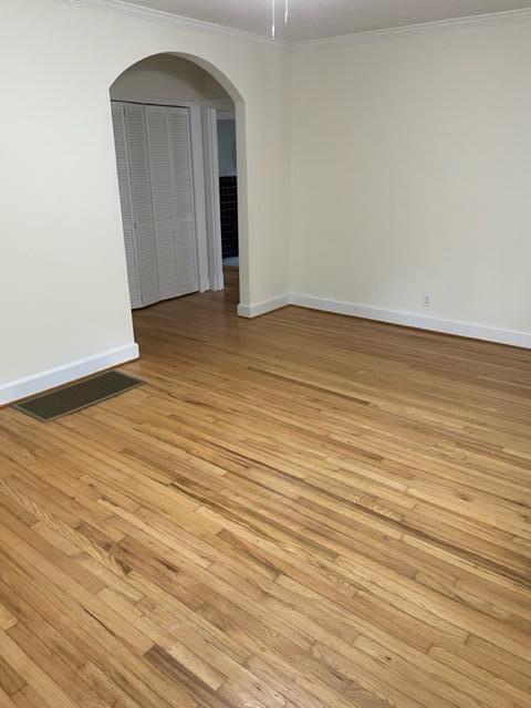 Building Photo - 209 Sequoia Dr
