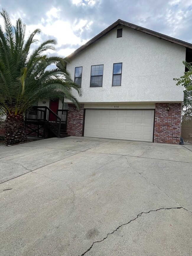 Building Photo - 618 Ansley Ct