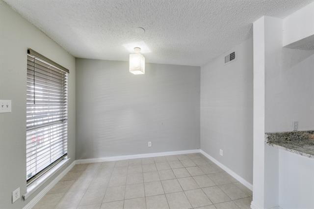 Foto del edificio - 12480 Abrams Rd
