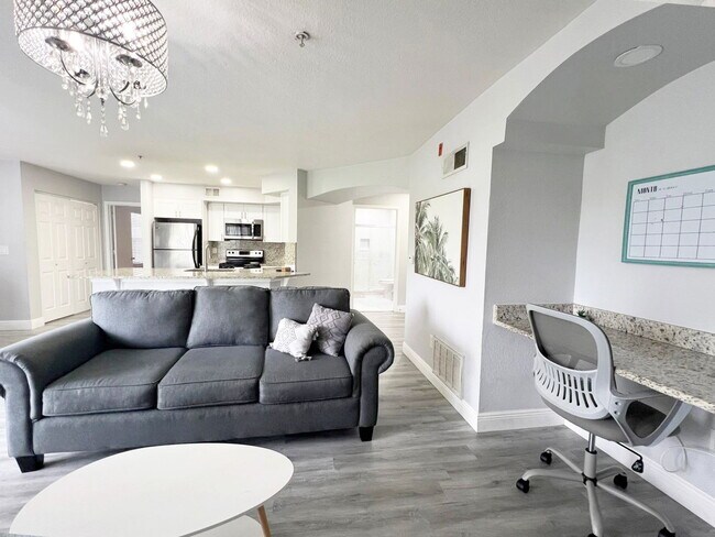 Photo - 7250 Westpointe Blvd Apartment