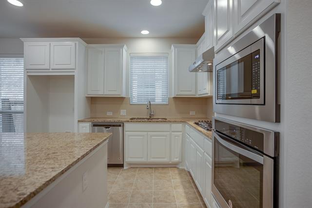 Foto del edificio - 116 Knight of Realm Blvd