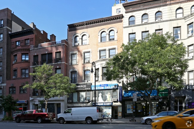 Building Photo - 239 W 72nd St