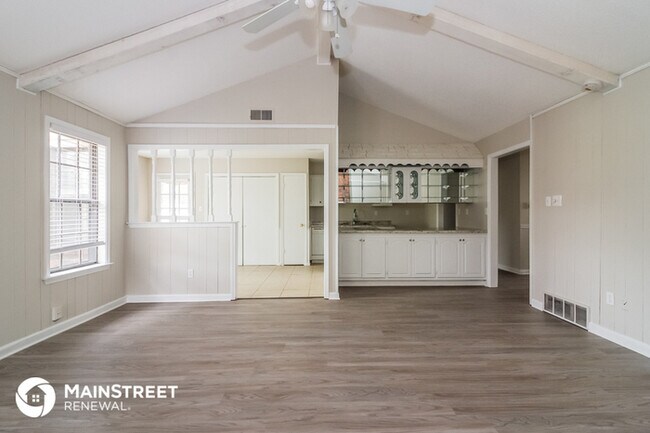 Foto del edificio - 6327 Bent Oak Ln