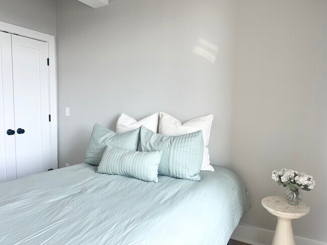 Foto del edificio - 379 Somerville Ave