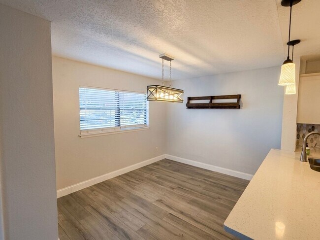 Foto del edificio - Killarney Bay Condo - 150-5 - Killarney Bay Condo - 150-5