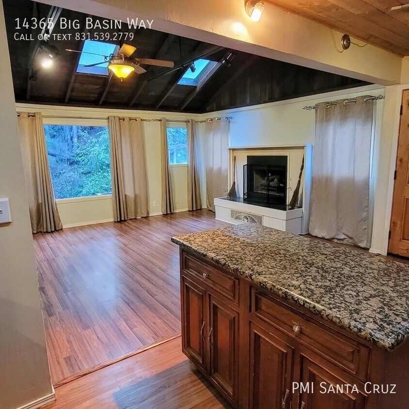 Primary Photo - Majestic River views! With Office and Den