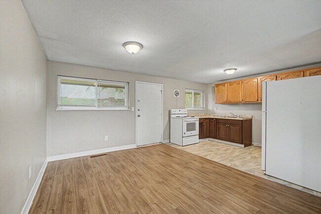 Foto del edificio - 4606 Winchester Dr