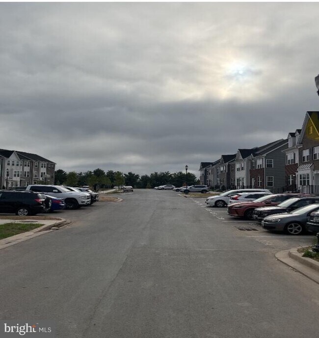 Building Photo - 2257 Marcy Dr