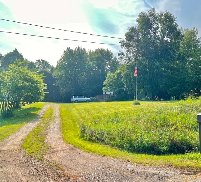 Photo - 8001 Blackman Rd (Jackson, MI) House