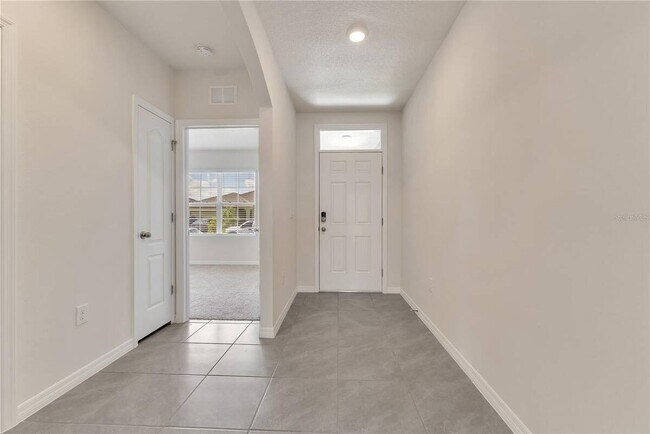 Building Photo - 320 Guadlupe St