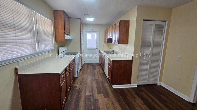 Foto del edificio - 6507 Wilson Blvd