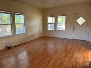 Building Photo - 4320 S Kaiser Rd