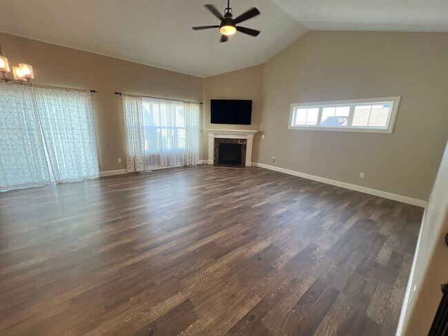 Building Photo - 8916 Pine Hollow Pl