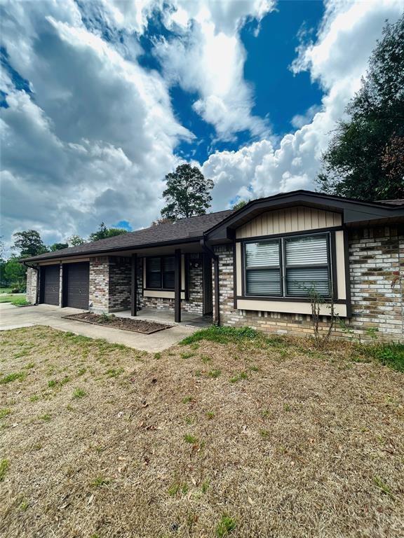 Building Photo - 3138 Old Houston Rd