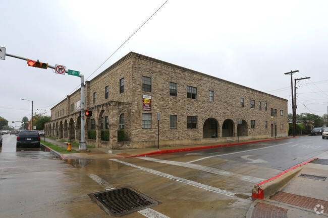 Building Photo - Reypres Square Apartments