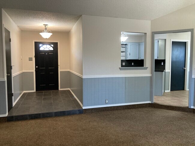 Building Photo - 6349 Hunters Glen Dr