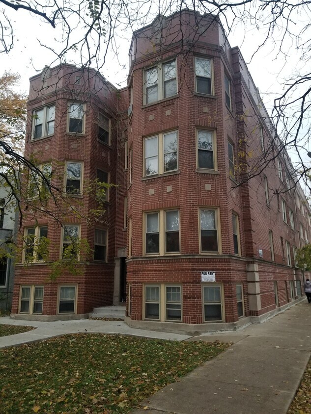 Foto del edificio - 1525 W Winnemac Ave