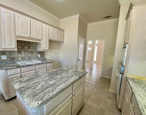 Building Photo - 558 Timber Ridge Dr