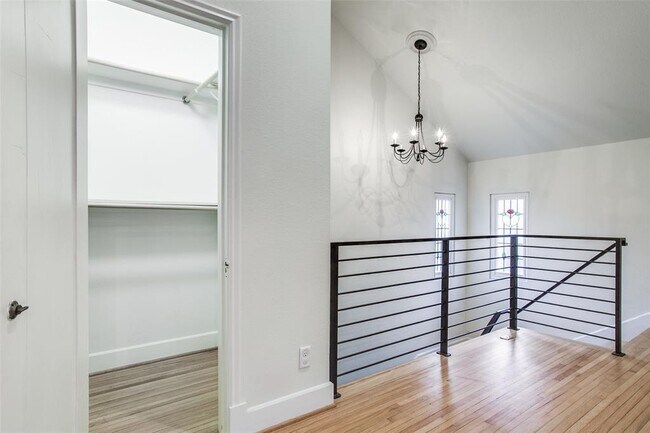 Building Photo - 5615 Morningside Ave