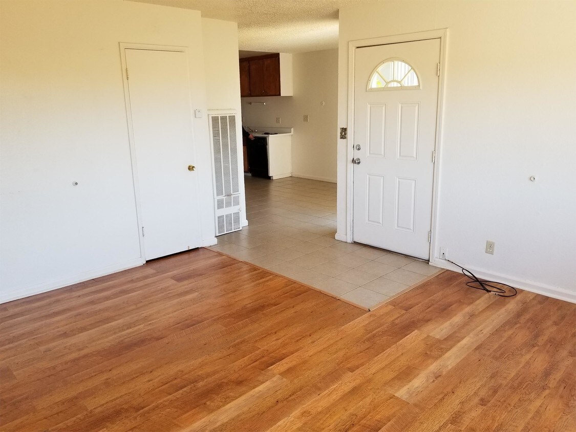 175 Oroview Dr Unit D, Oroville, CA 95965 Apartment for Rent in
