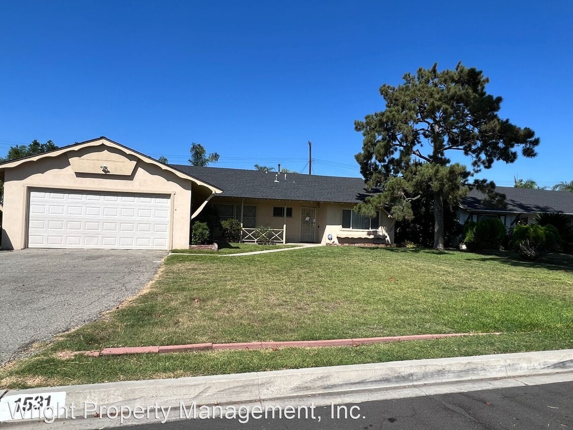 4 br, 2 bath House 1531 S Belmont Ave House Rental in West Covina