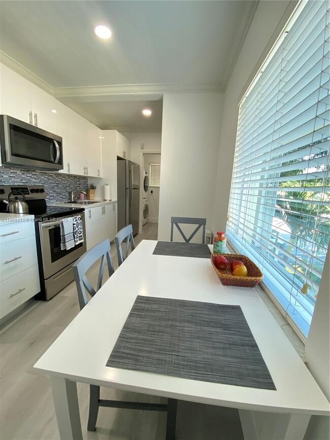 Foto del edificio - 311 SW 27th Ave