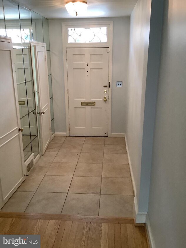 Foto principal - 3333 Reservoir Rd NW