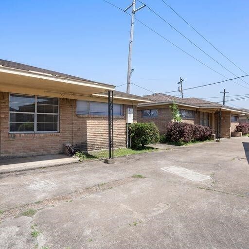 Foto del edificio - 5906 Ardmore St