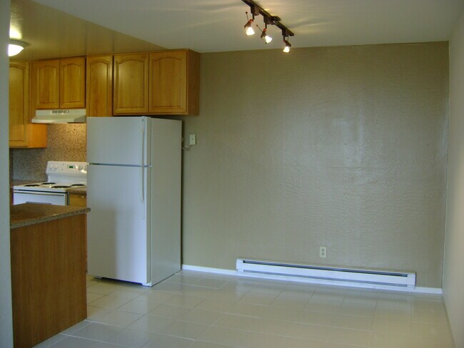 Building Photo - 150 Gardenside Drive