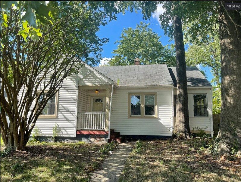 Primary Photo - 1308 Garber St