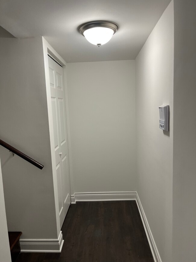 Foto del edificio - 5487 S Drexel Ave